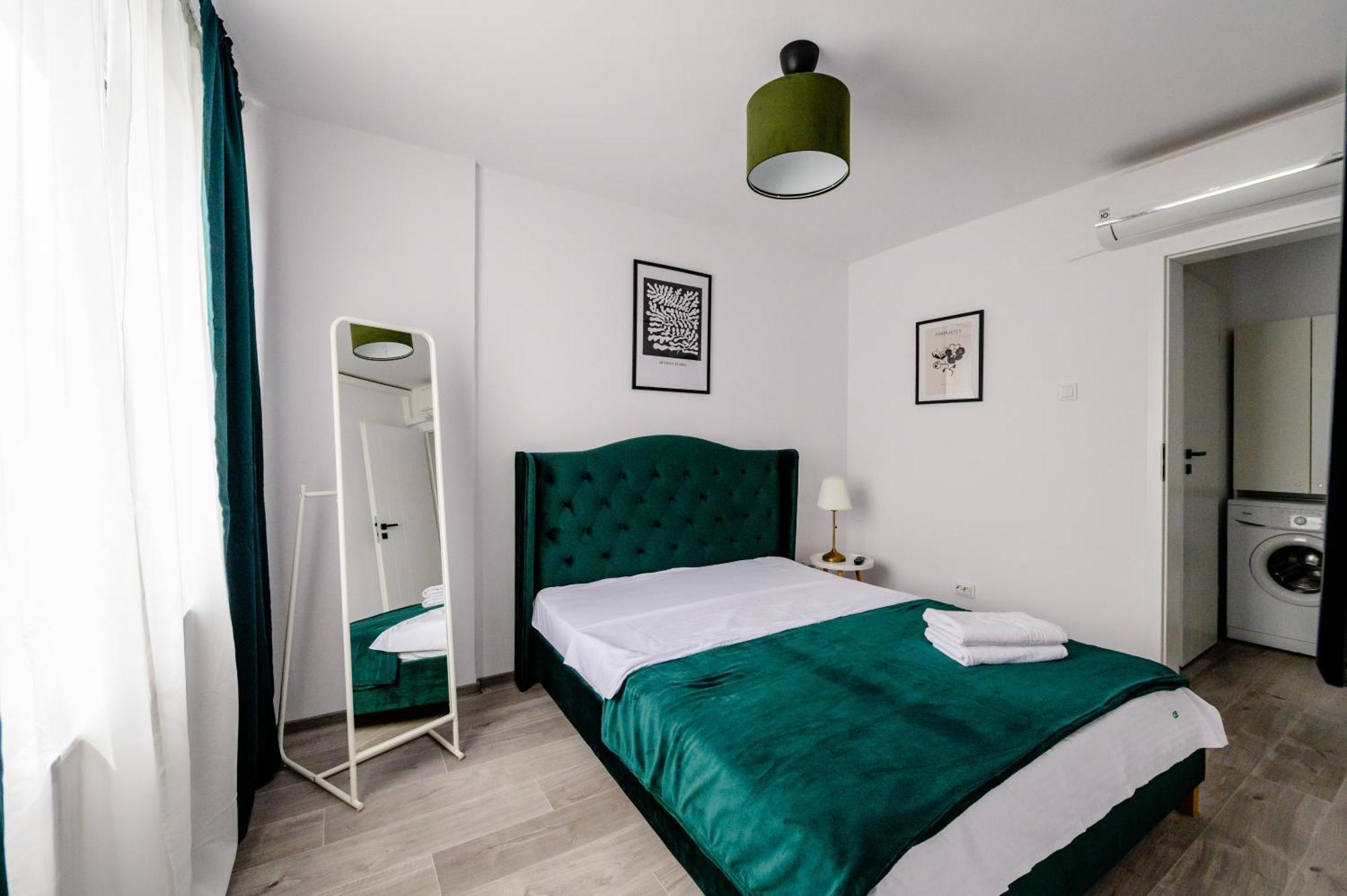 Happy Heart Hideaway Apartment Букурещ Екстериор снимка